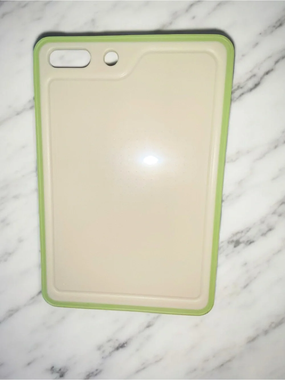 Fashionable Chopping Board - Cream & Lime Green